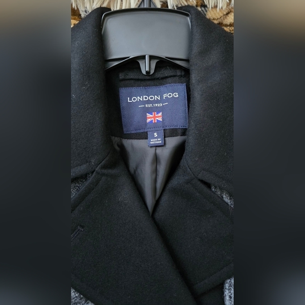 London Fog - Double Breasted Peacoat With Scarf #1091 - Picture 6 of 7